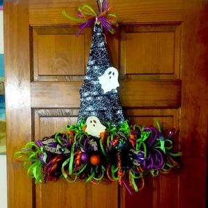 Witches Hat decor